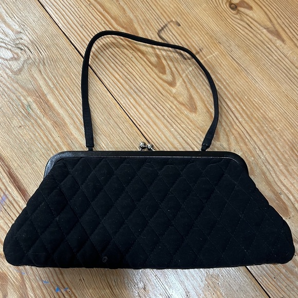 Vera Bradley clutch - Picture 2 of 6